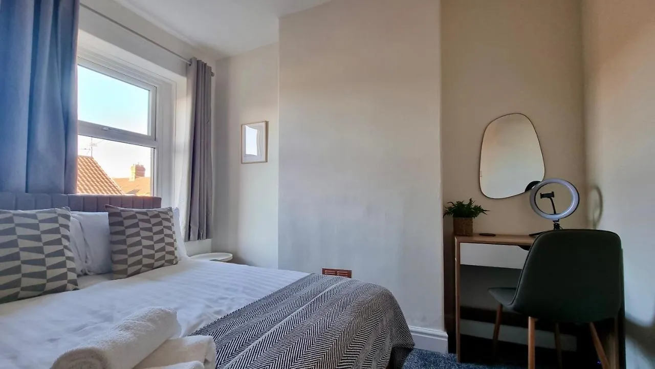No.71 By Switchback Stays Cardiff Apartment